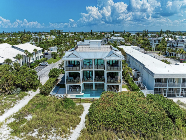 Anna Maria Island Beachfront Condo Rental - Luxury 4-Bedroom Gulf-View Vacation Condo with Pool and Spa